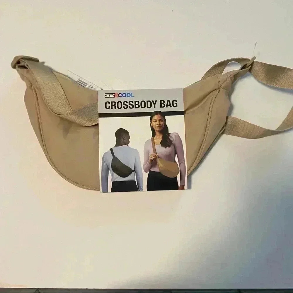32 Degrees Cool Crossbody NWT